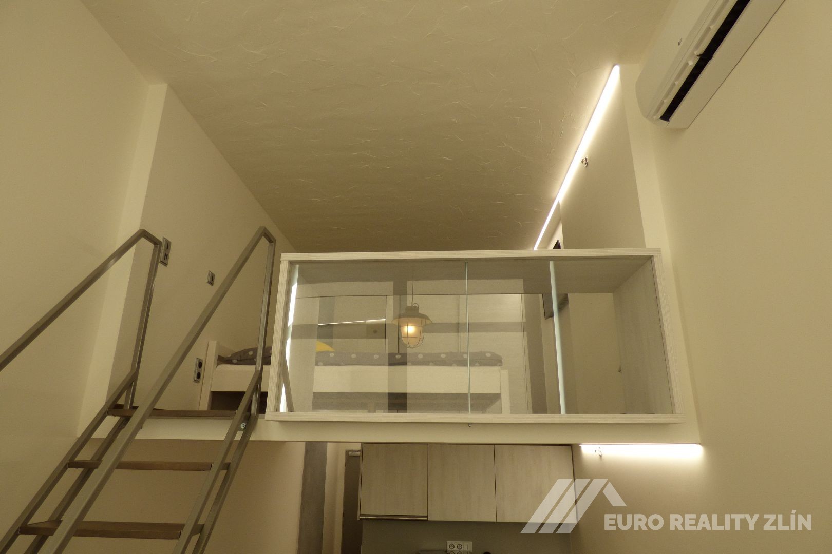 LOFTOVÝ BYT 2+KK CENTRUM