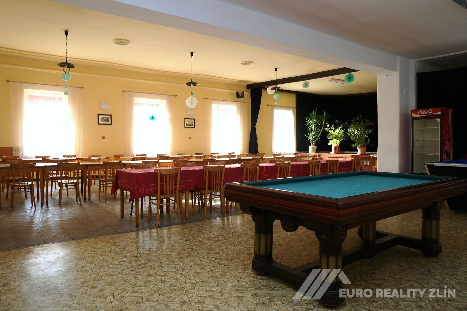 KOMERČNÍ OBJEKT RESTAURACE ZÁHOROVICE
