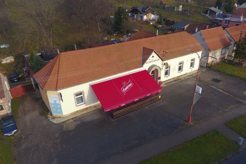 KOMERČNÍ OBJEKT RESTAURACE ZÁHOROVICE