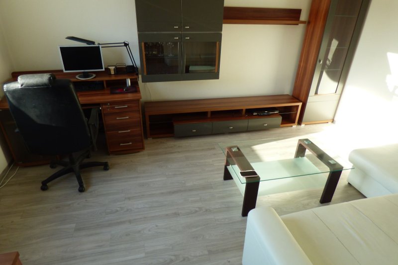 2+1 DLOUHÁ ULICE S BALKONEM PO KOMPL. REKONSTRUKCI