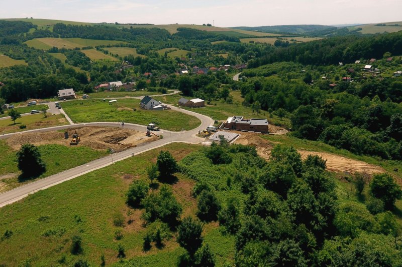 STAVEBNÍ POZEMEK BŘEZNICE 727m2