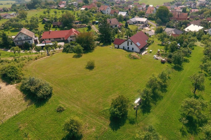 STAVEBNÍ POZEMEK DOUBRAVY 2 384m2