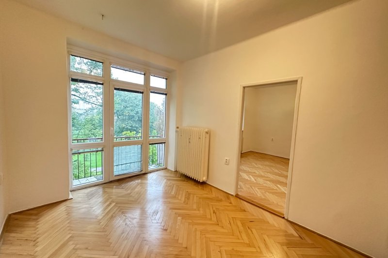 2+1 CENTRUM, ŠKOLNÍ ULICE