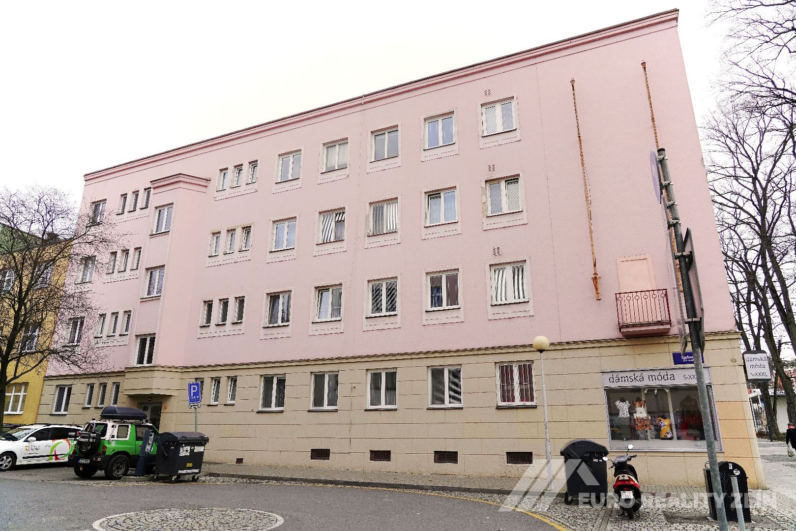 2+1 CENTRUM, ŠKOLNÍ ULICE