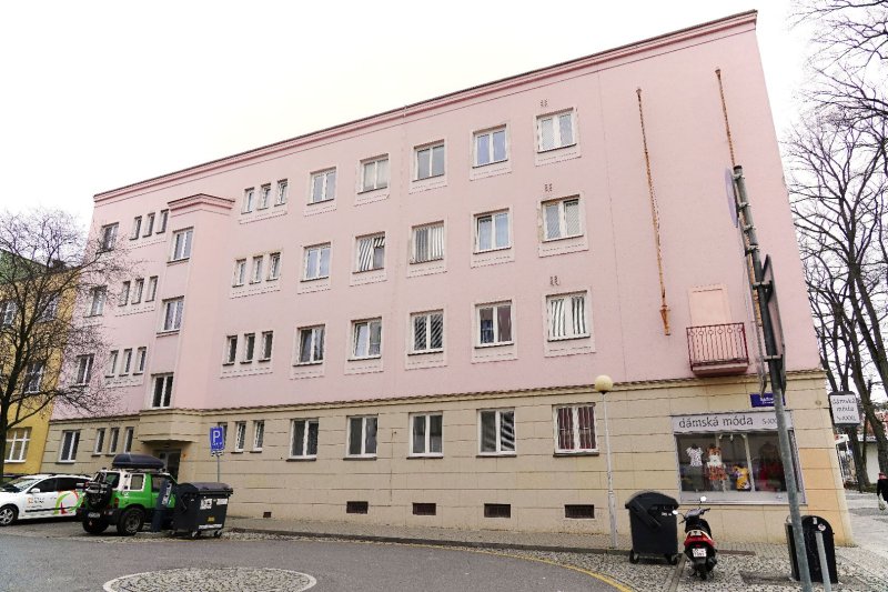 2+1 CENTRUM, ŠKOLNÍ ULICE