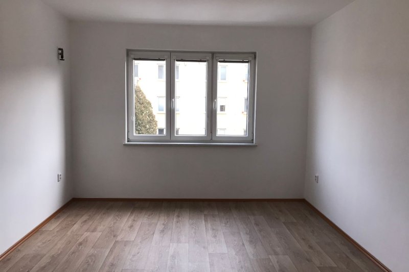 2+1 BENEŠOVO NÁBŘEŽÍ