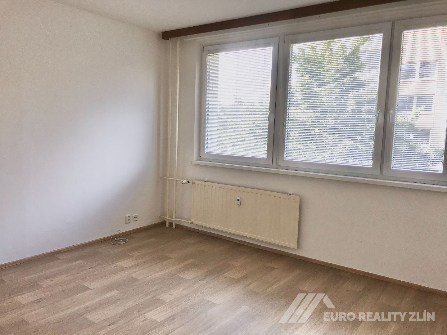 2+1 PO KOMPLETNÍ REKONSTRUKCI, OKRUŽNÍ