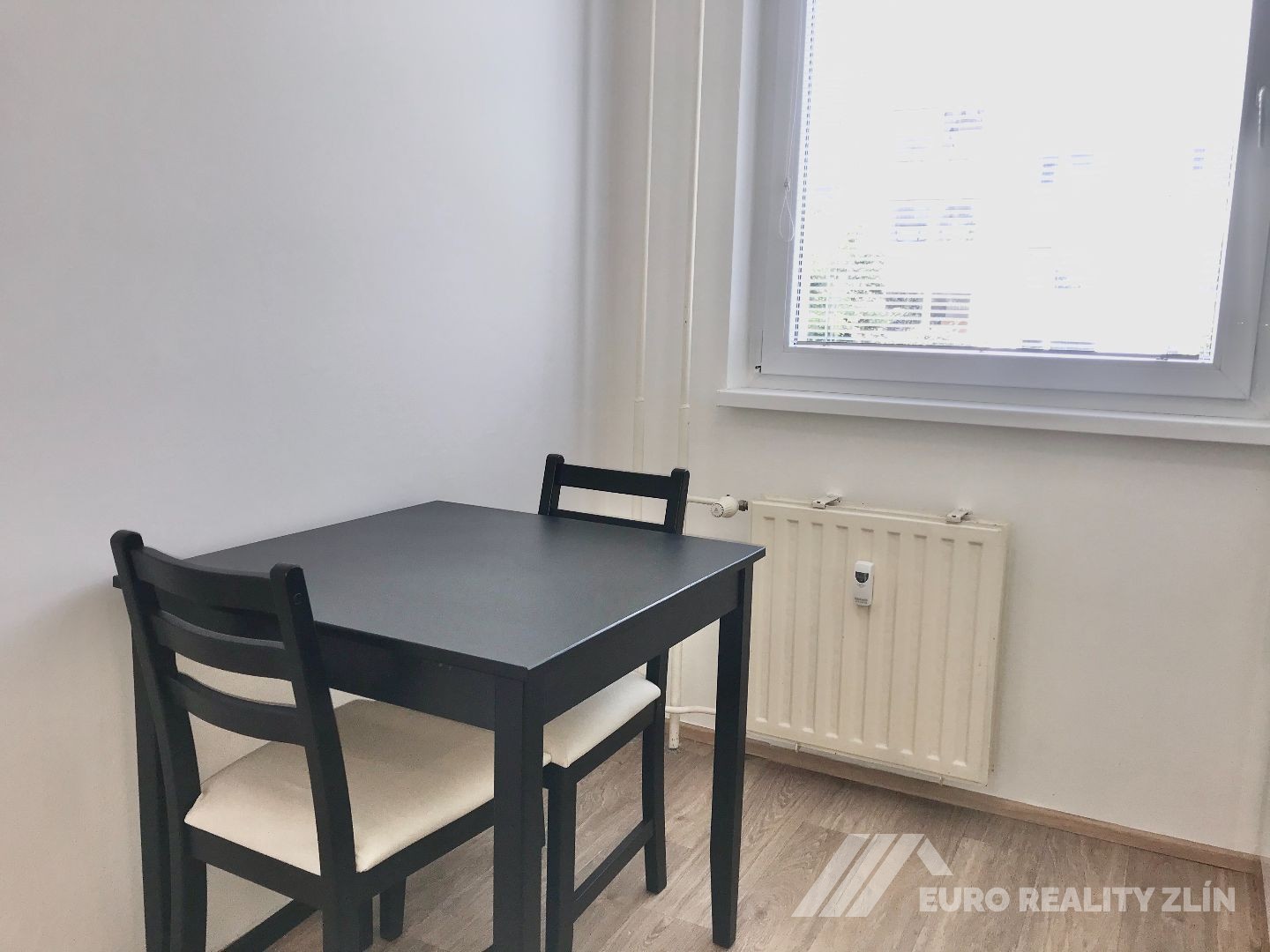 2+1 PO KOMPLETNÍ REKONSTRUKCI, OKRUŽNÍ