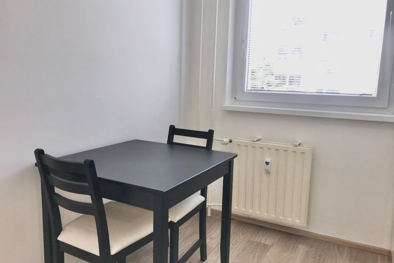 2+1 PO KOMPLETNÍ REKONSTRUKCI, OKRUŽNÍ