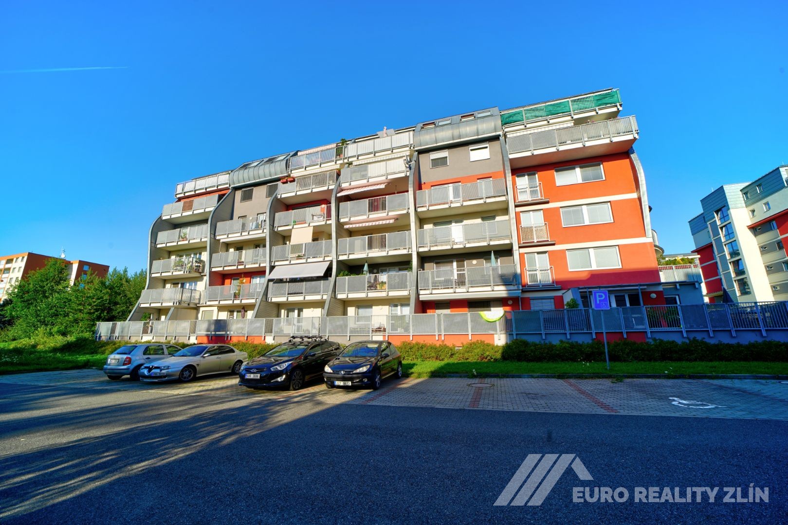 2+KK NADSTANDARD ZELINOVA ULICE