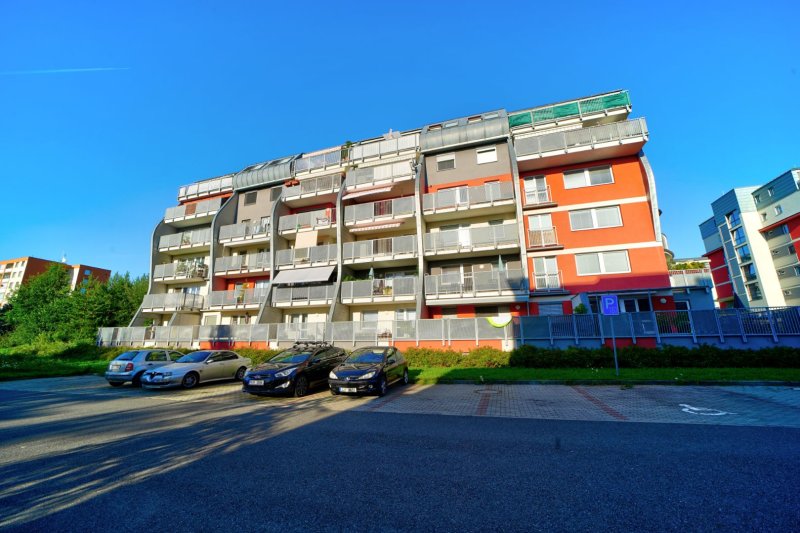 2+KK NADSTANDARD ZELINOVA ULICE