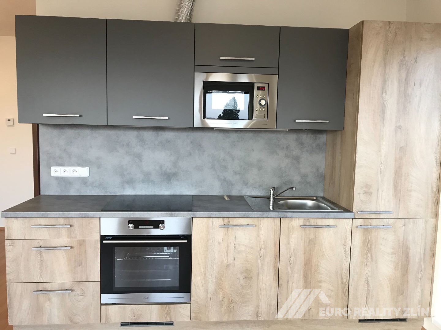 2+KK NOVOSTAVBA FRYŠTÁK S BALKONEM