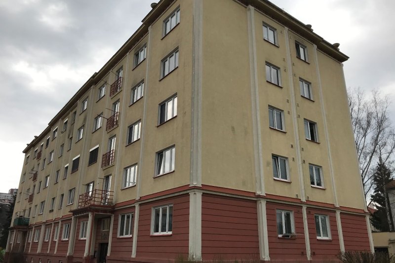 2+1 BENEŠOVO NÁBŘEŽÍ 64M2