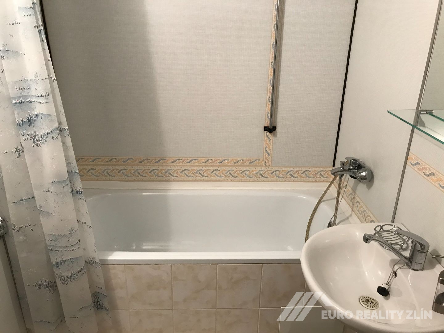 1+KK JAVOROVÁ ULICE