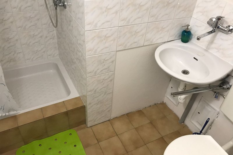 1+1 V RD, ULICE NAD VÝVOZEM