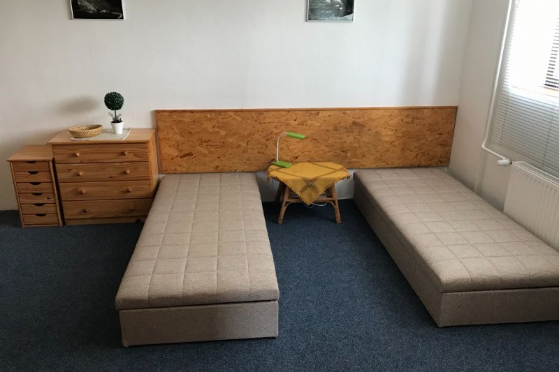 1+1 V RD, ULICE NAD VÝVOZEM