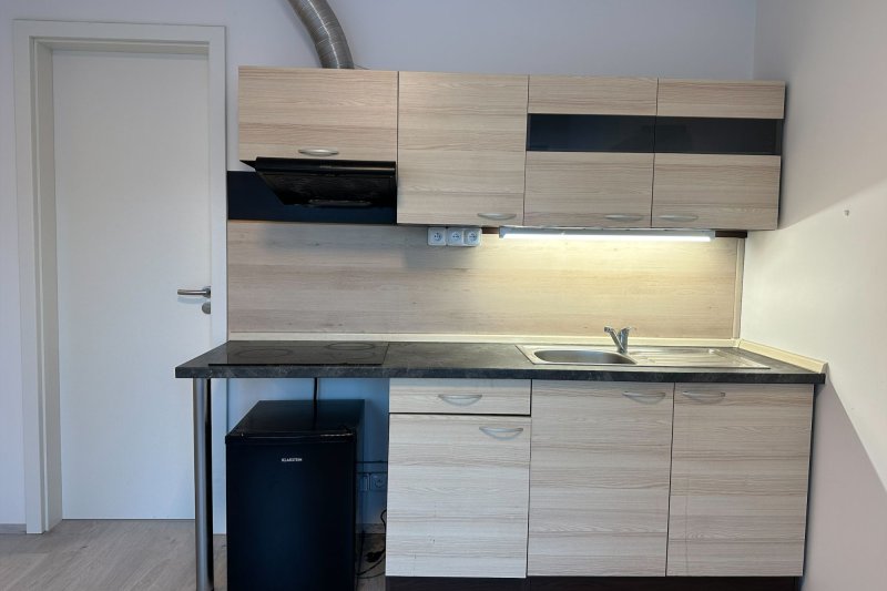 1+KK LORENCOVA NOVOSTAVBA, PARKING