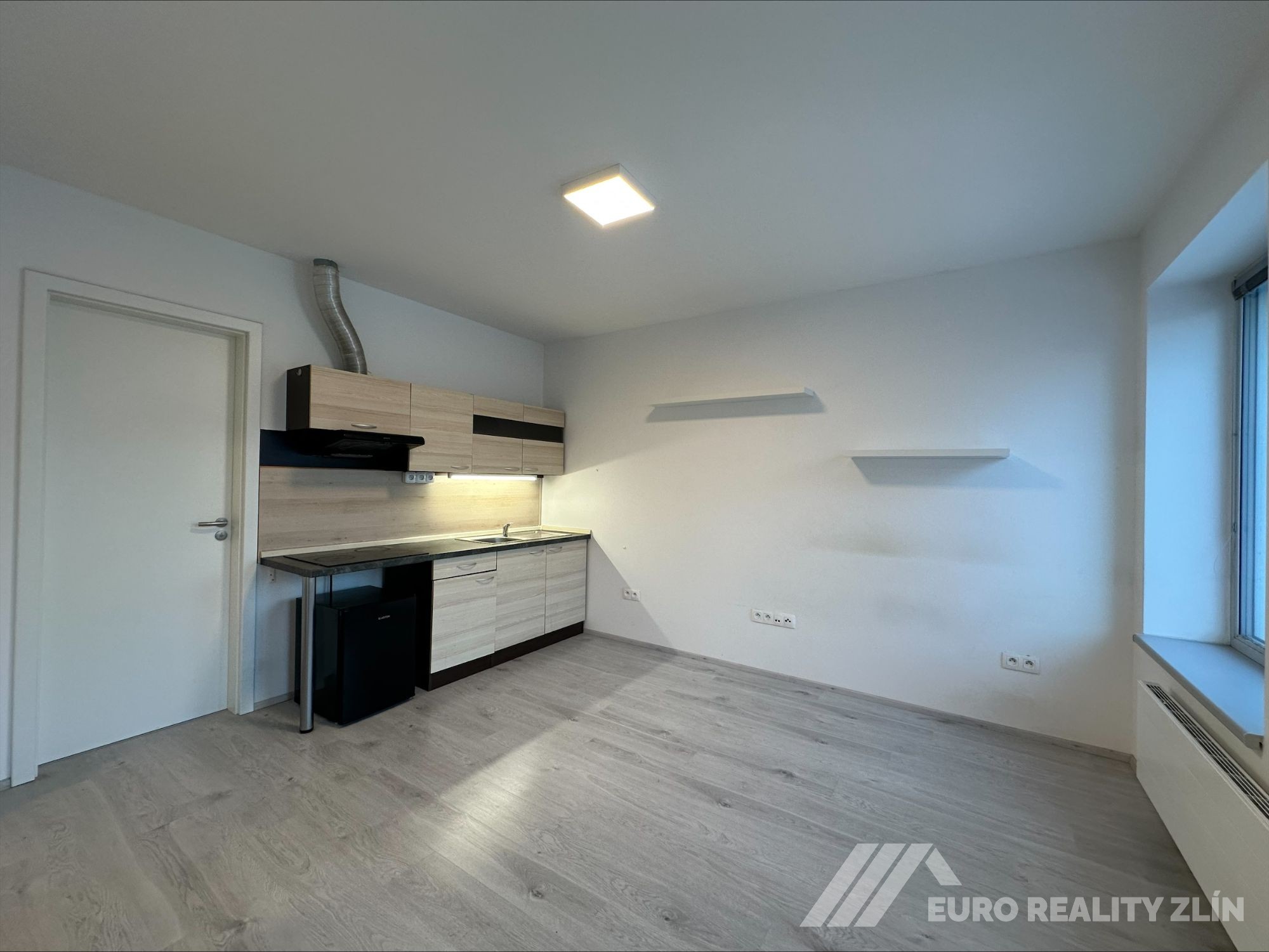1+KK LORENCOVA NOVOSTAVBA, PARKING