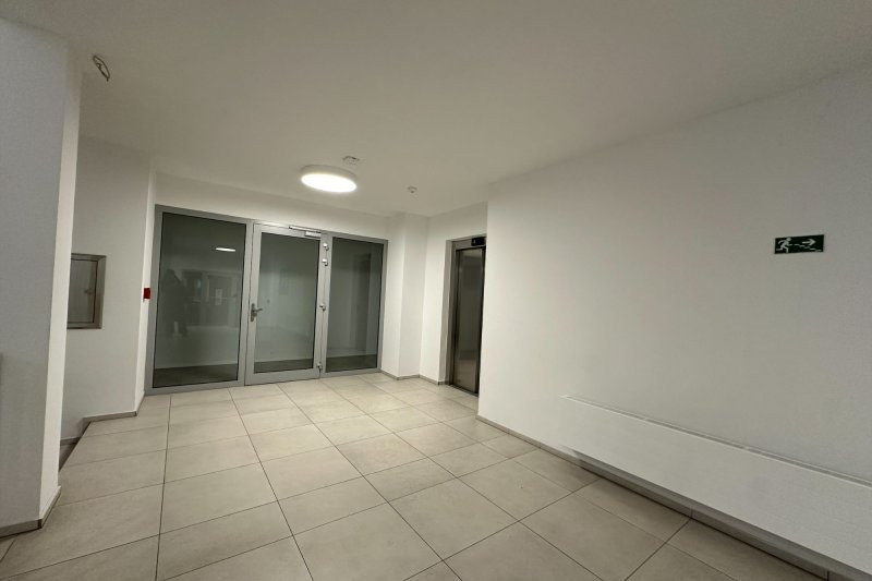 1+KK LORENCOVA NOVOSTAVBA, PARKING