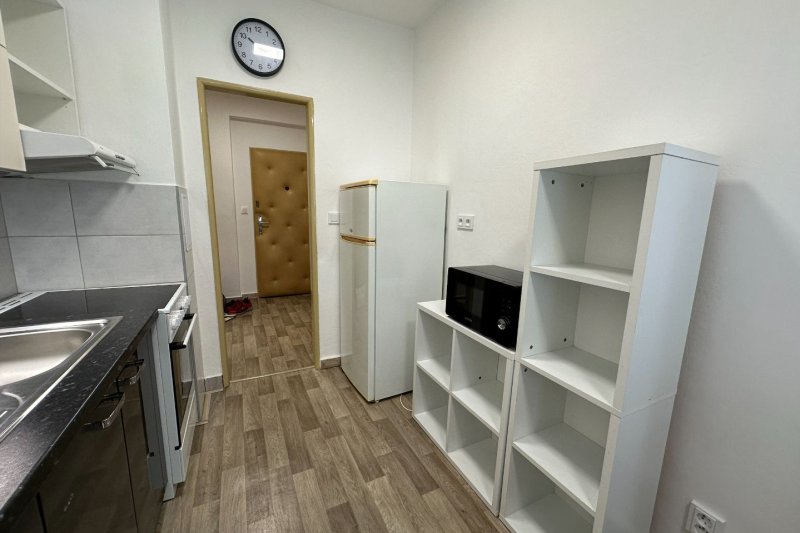 2+1 DRUŽSTEVNÍ ULICE, ZLÍN