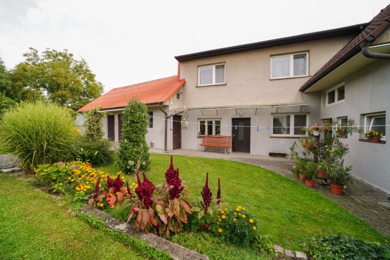 DVOUGENERAČNÍ RD HORNÍ VES U FRYŠTÁKU 