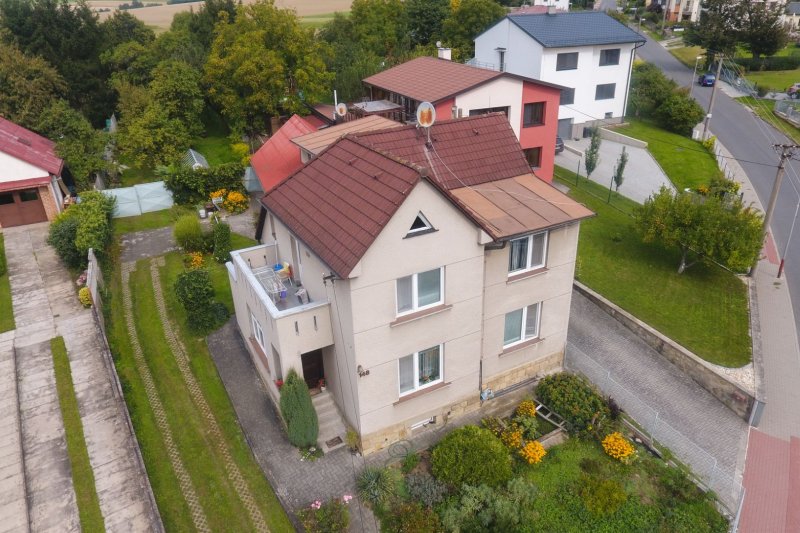 DVOUGENERAČNÍ RD HORNÍ VES U FRYŠTÁKU 