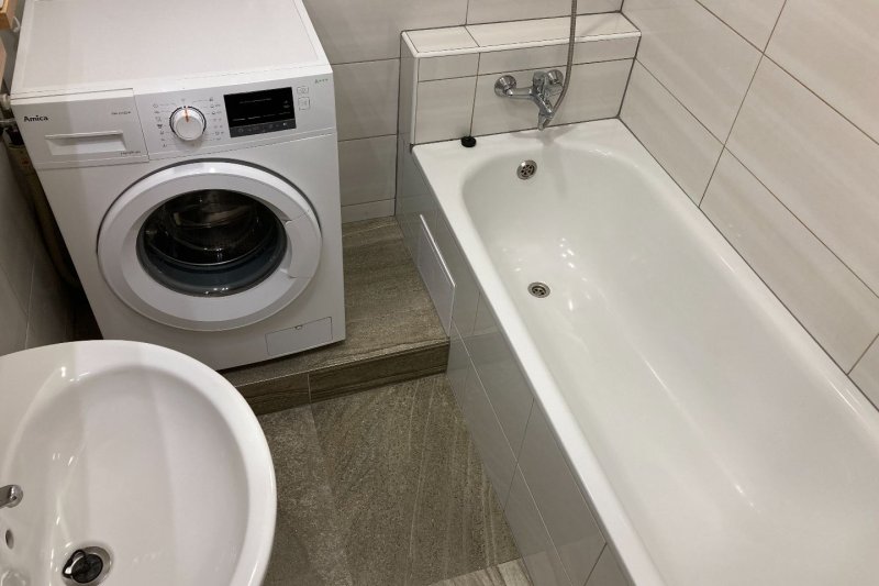 1+1 JAVOROVÁ ULICE