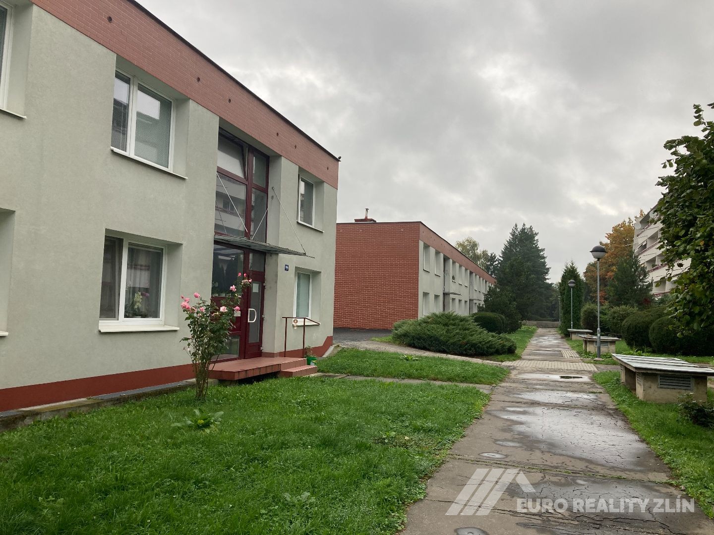1+1 JAVOROVÁ ULICE