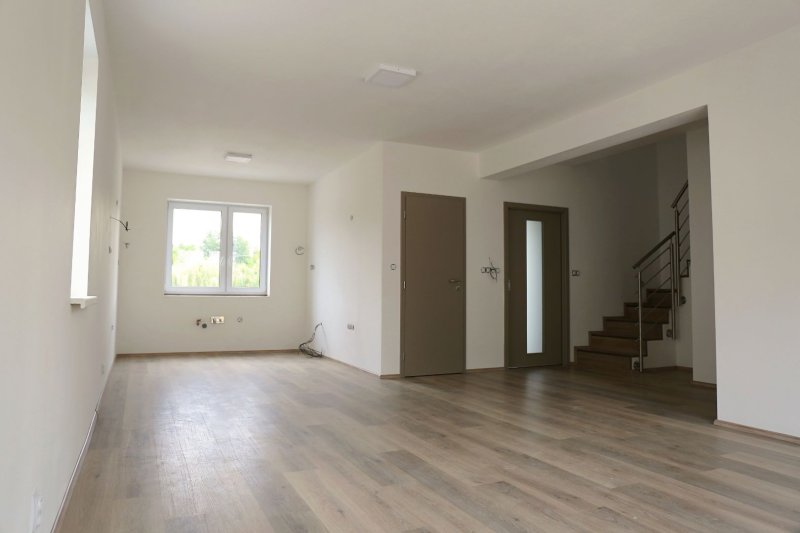 NOVOSTAVBY RD KUDLOV 3.ETAPA 
