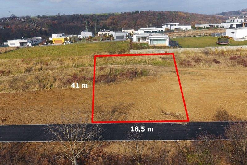 STAVEBNÍ POZEMEK ZLÍN 759m2
