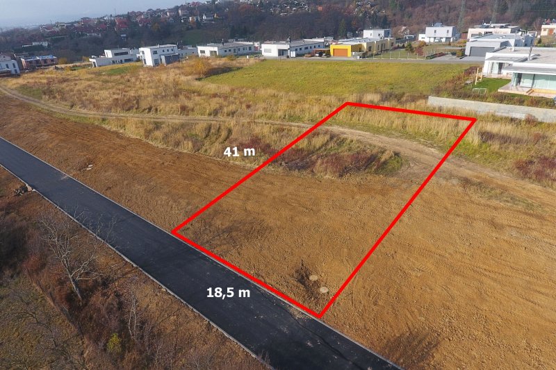 STAVEBNÍ POZEMEK ZLÍN 759m2