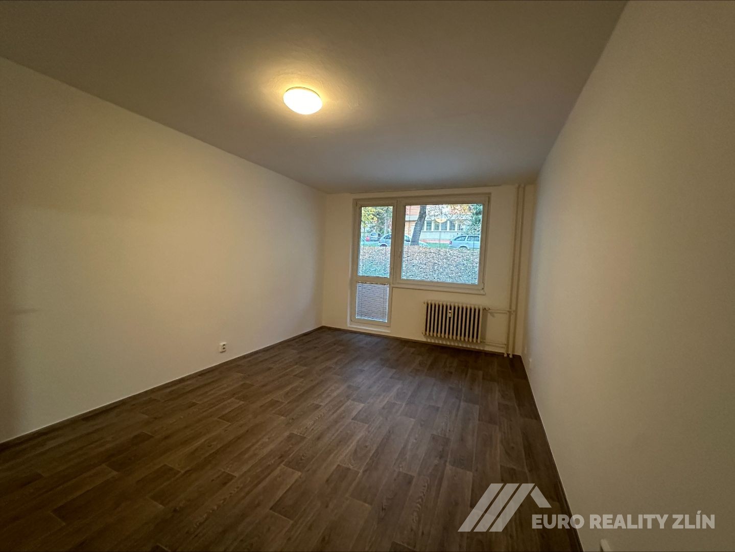 1+1 DRUŽSTEVNÍ ULICE S BALKONEM