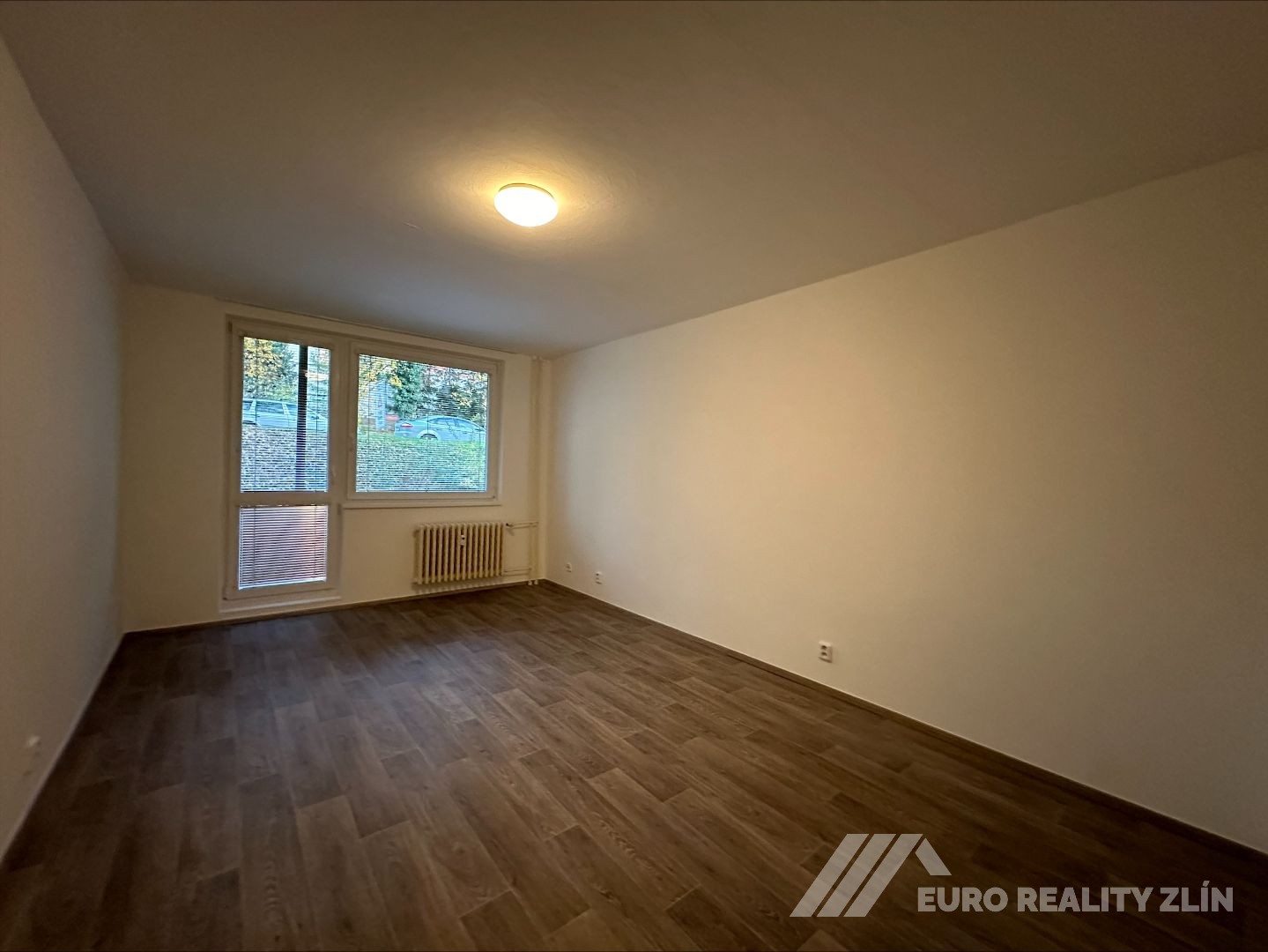 1+1 DRUŽSTEVNÍ ULICE S BALKONEM