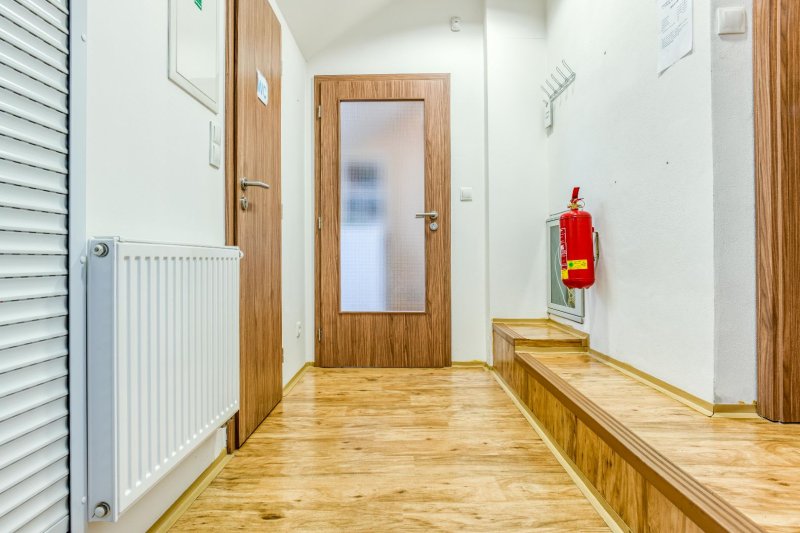 KOMERČNÍ BUDOVA V CENTRU MĚSTA UH.HRADIŠTĚ