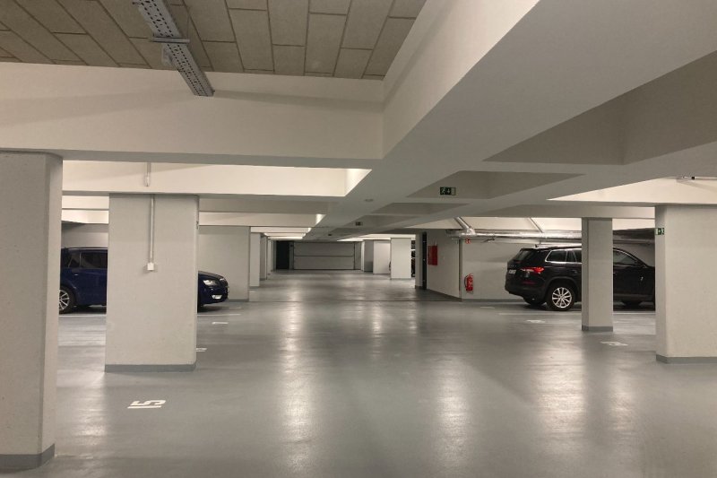1+KK NOVOSTAVBA S TERASOU A VÝHLEDEM, GARÁŽOVÉ STÁNÍ