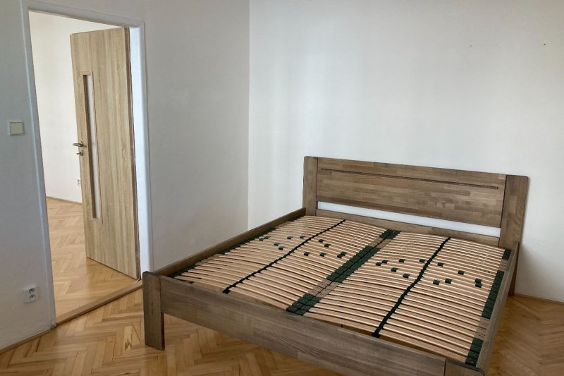 2+1 CENTRUM ZLÍNA, ŠKOLNÍ ULICE 