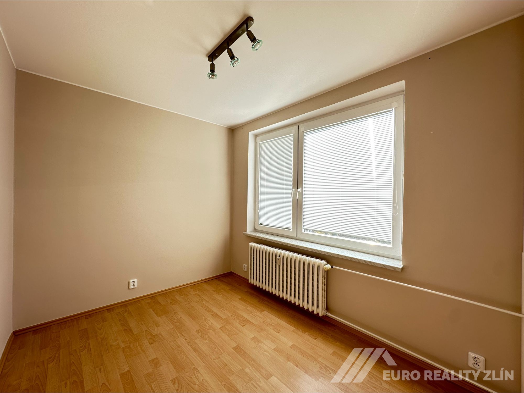 4+1 SLUNEČNÁ ULICE, ZLÍN