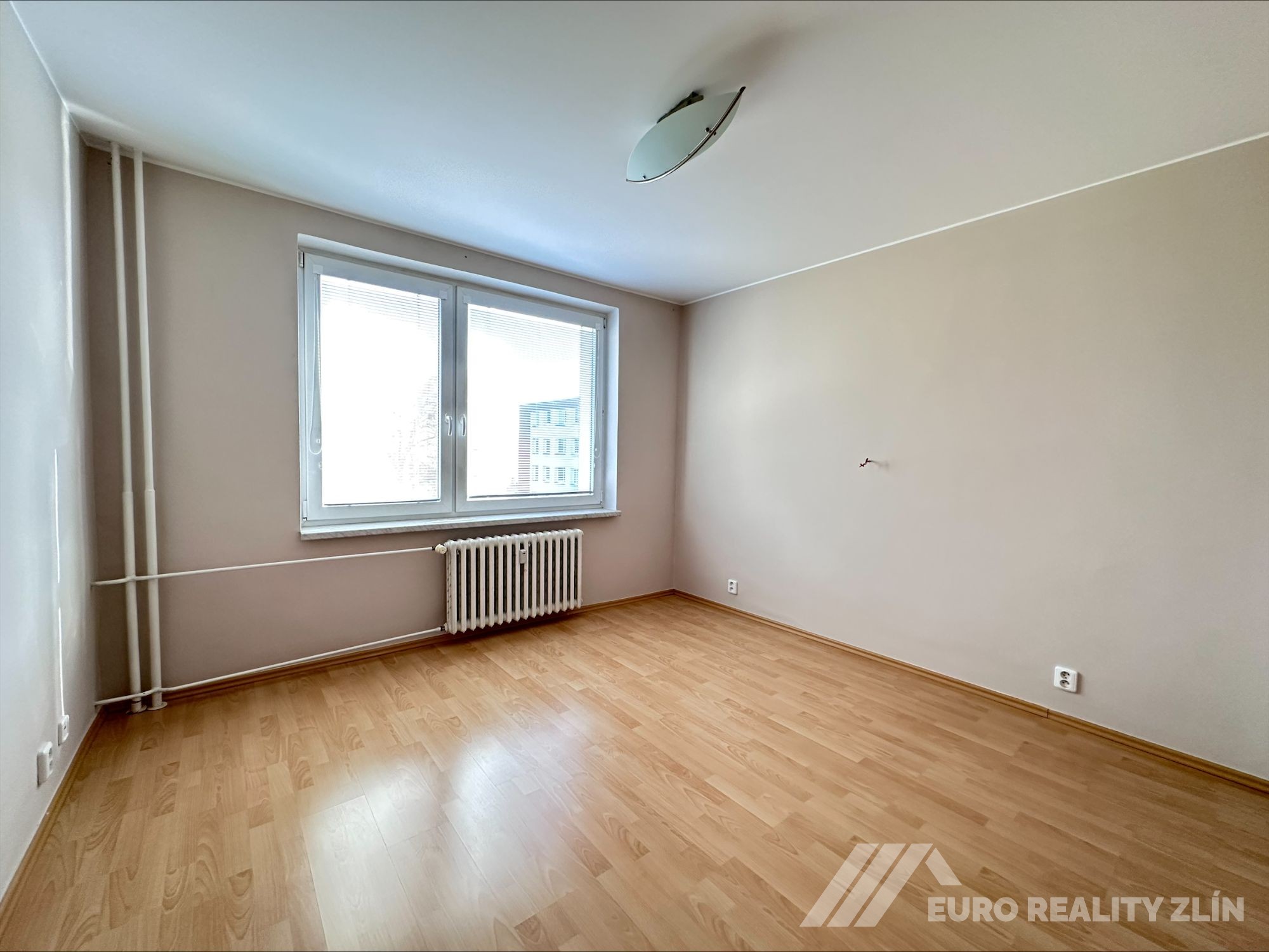 4+1 SLUNEČNÁ ULICE, ZLÍN
