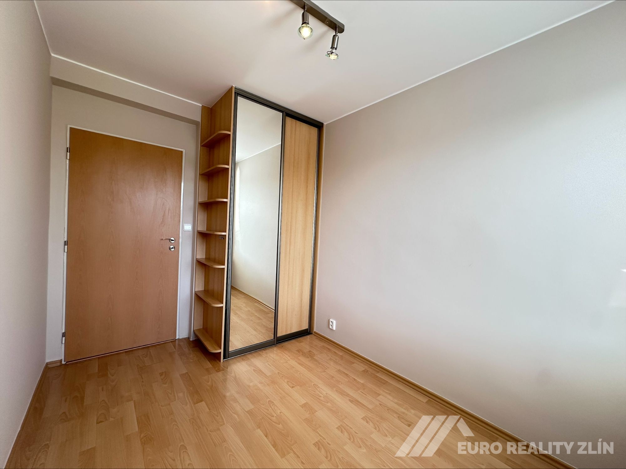 4+1 SLUNEČNÁ ULICE, ZLÍN