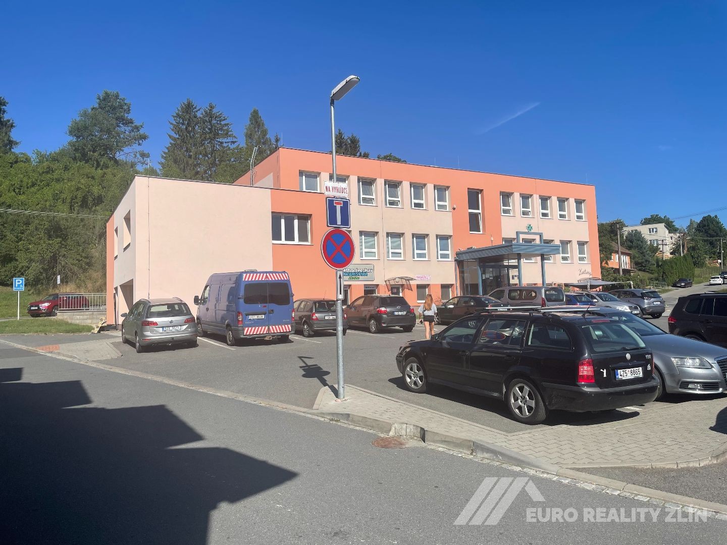 OBJEKT OBČANSKÉ VYBAVENOSTI SLUŠOVICE 