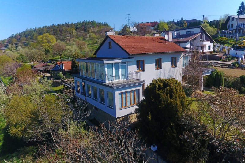 NADSTANDARDNÍ VILA ZLÍN ULICE KLABALSKÁ