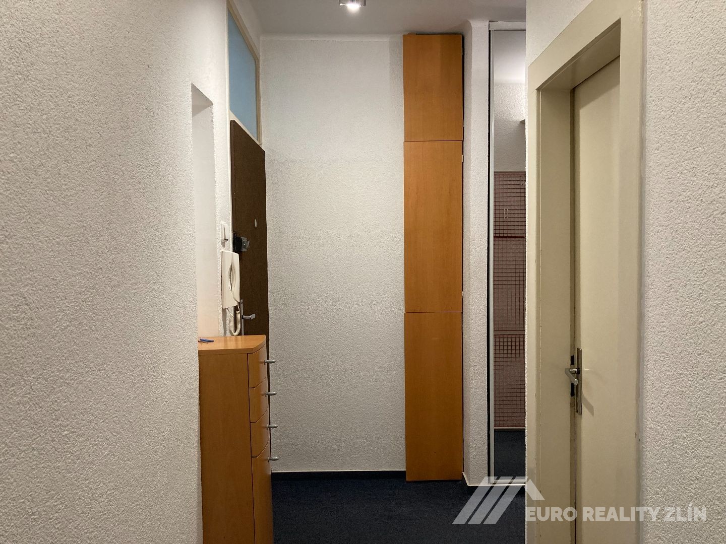 3+1 BENEŠOVO NÁBŘEŽÍ S BALKONEM