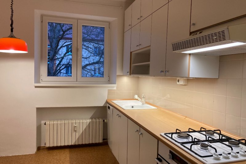 3+1 BENEŠOVO NÁBŘEŽÍ S BALKONEM
