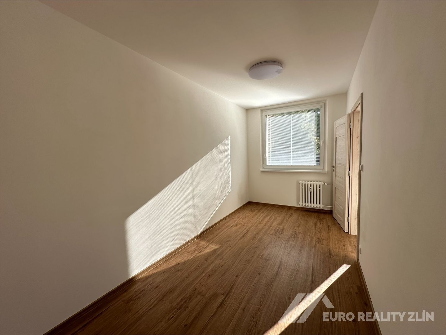 2+1 PO REKONSTRUKCI S BALKONEM, SLUŠOVICE