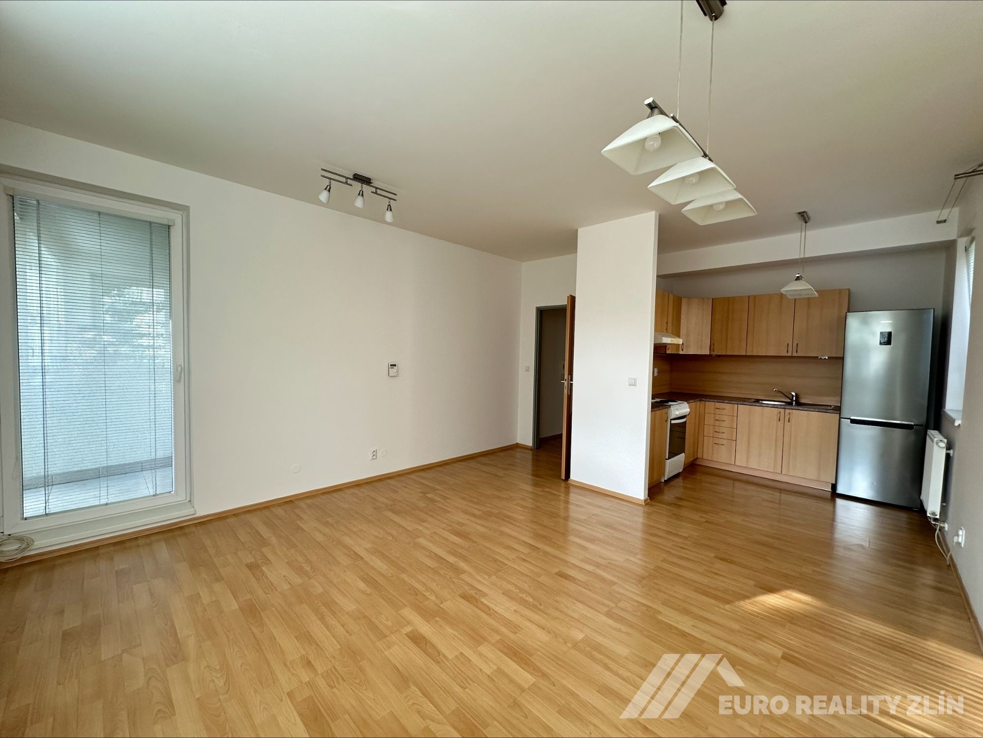 2+KK BŘEZNICKÁ ULICE, VČETNĚ PARKOVACÍHO STÁNÍ