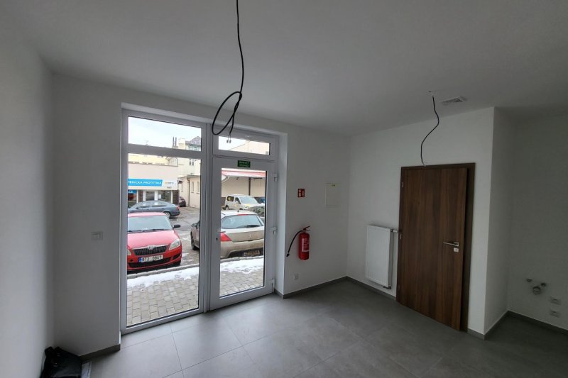 KOMERČNÍ PROSTOR 18m2 - REZIDENCE ŠEVCOVSKÁ 