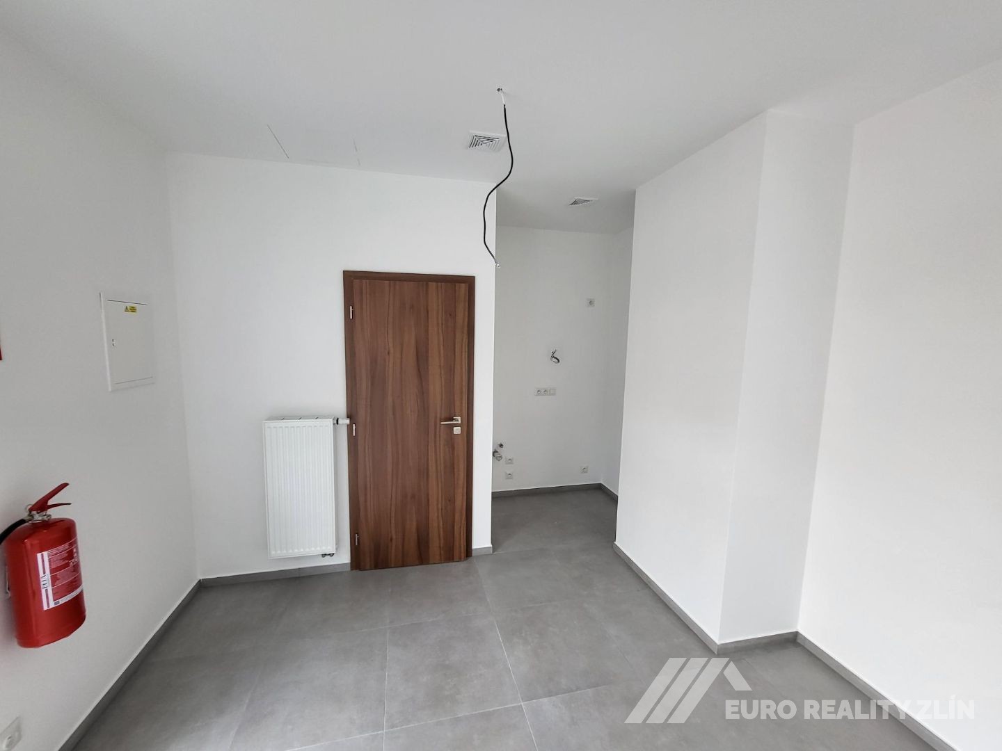 KOMERČNÍ PROSTOR 18m2 - REZIDENCE ŠEVCOVSKÁ 