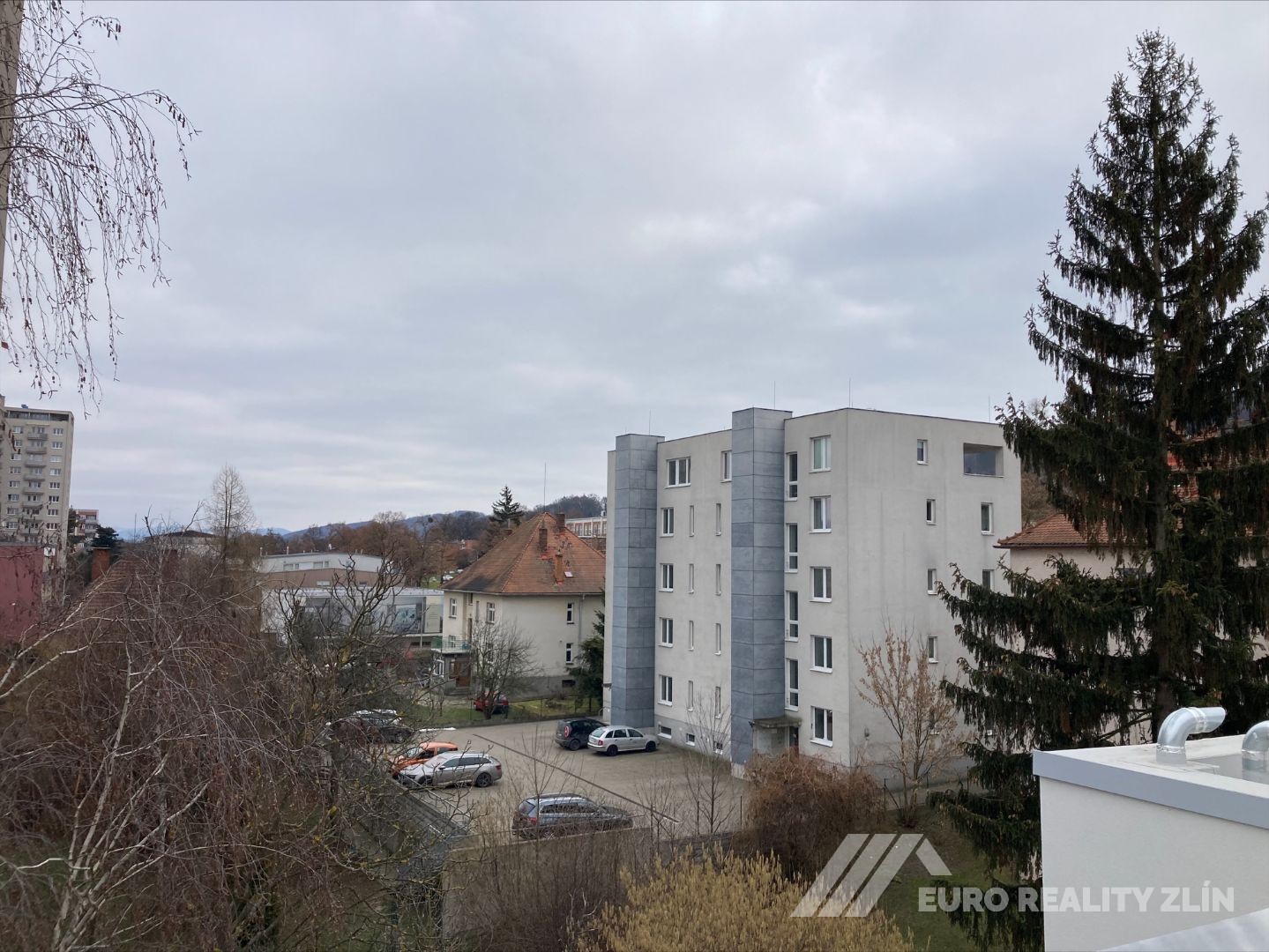 2+KK REZIDENCE ŠEVCOVSKÁ, PARKING