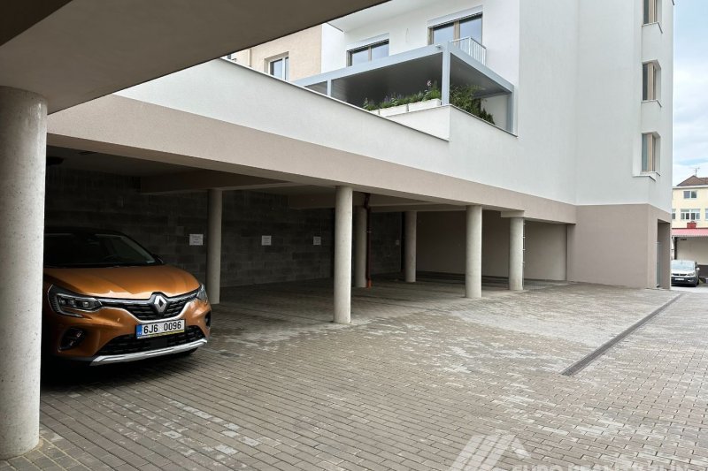 2+KK ŠEVCOVSKÁ NOVOSTAVBA S PARKINGEM