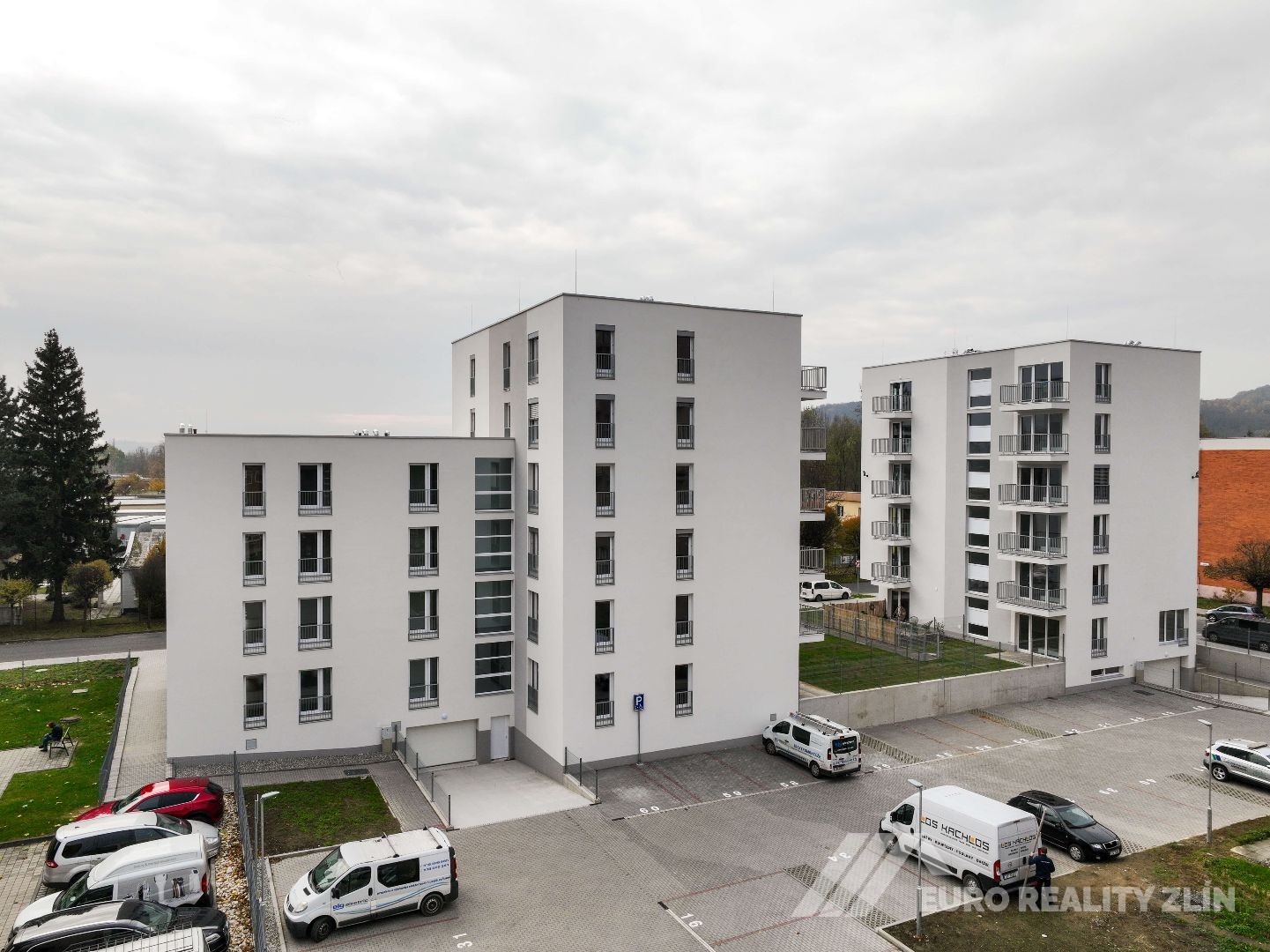 1+KK BÍLÉ DOMY OTROKOVICE 35m2
